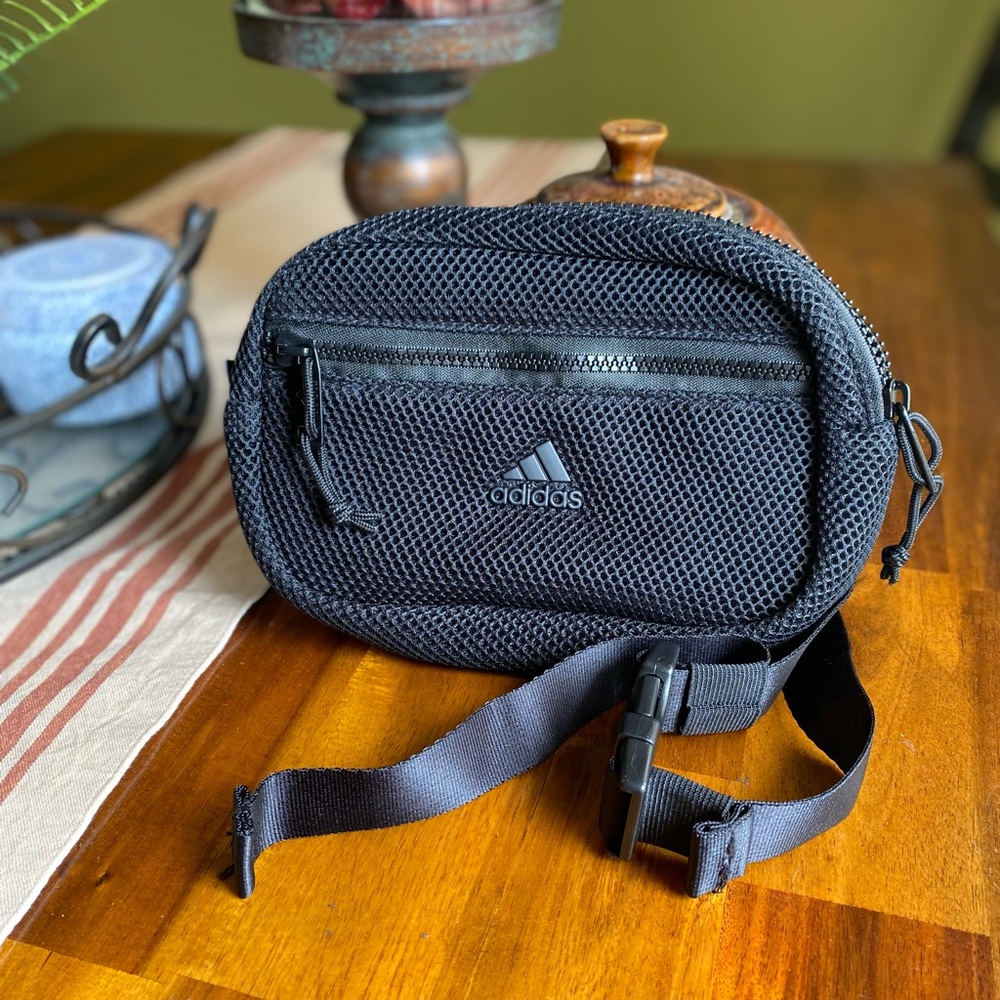 EUC Adidas Airmesh Waist Pack